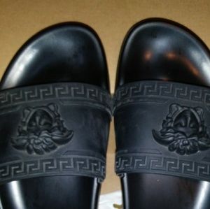 Black Medusa Pool Slides